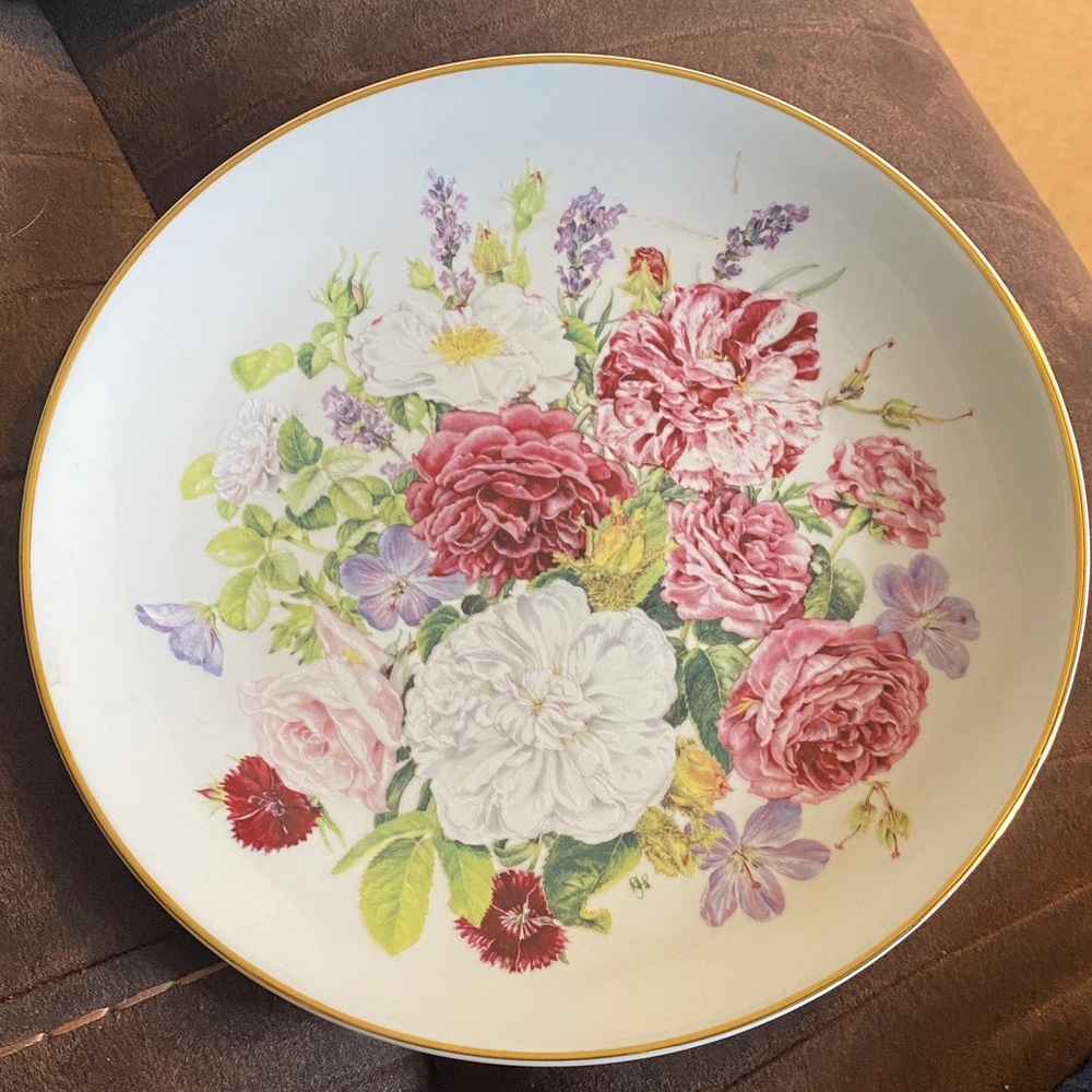 Floral Decorative Plate with Gold Trim